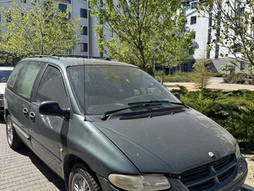 Авто Chrysler Voyager 2000 № 8776092