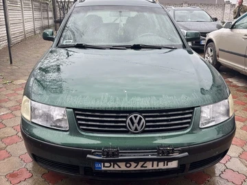 Авто Volkswagen Passat Variant 1999 № 8776254
