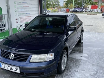 Авто Volkswagen Passat Sedan 1997 № 8776263