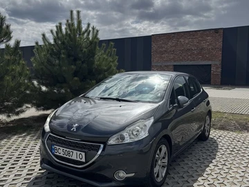 Авто Peugeot 208 2012 № 8776501