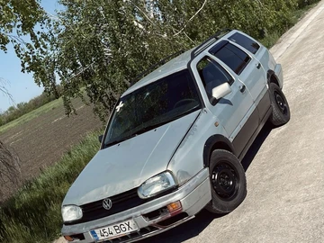 Авто Volkswagen Golf 1997 № 8776513