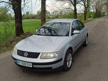 Авто Volkswagen Passat Sedan 2000 № 8776514