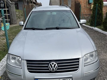 Авто Volkswagen Passat Variant 2002 № 8776588