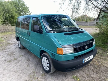 Авто Volkswagen Transporter 2000 № 8776603