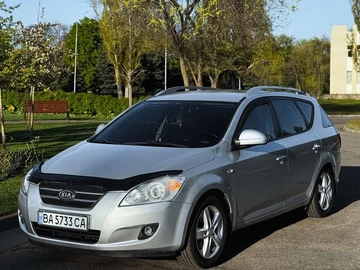 Авто KIA Cee X27 D 2009 № 8776604