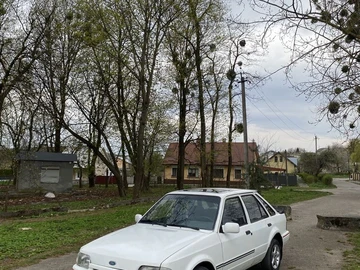Авто Ford Escort 1990 № 8776800