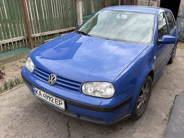 Авто Volkswagen Golf 2000 № 8776812