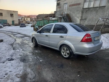 Авто Chevrolet Aveo 2005 № 8776899