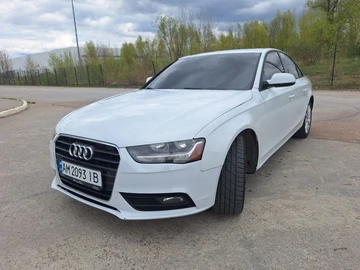 Авто Audi A4 2013 № 8776908