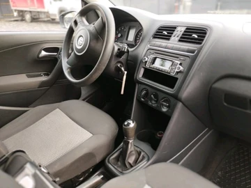 Авто Volkswagen Polo 2013 № 8776928