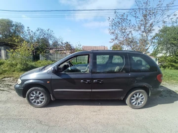 Авто Chrysler Voyager 2001 № 8776934