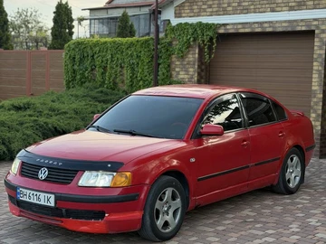 Авто Volkswagen Passat Sedan 1999 № 8776984