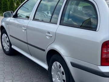 Авто Skoda Octavia 2002 № 8776996