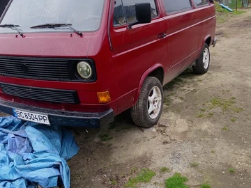 Авто Volkswagen Transporter 1982 № 8777197