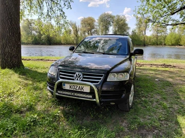 Авто Volkswagen Touareg 2004 № 8777207