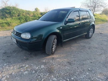 Авто Volkswagen Golf 1999 № 8777331