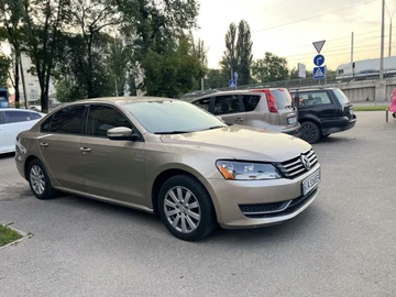 Авто Volkswagen Passat Sedan 2014 № 8777378