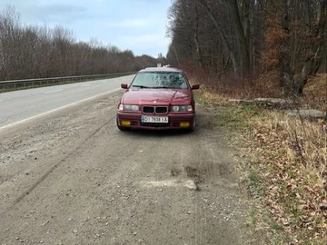 Авто BMW 3 Серия 1992 № 8777408