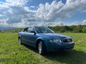 Авто Audi A4 2001 № 8777490