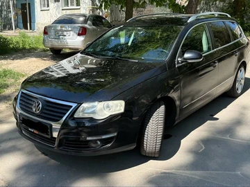 Авто Volkswagen Passat Variant 2006 № 8777493