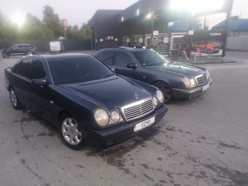 Авто Mercedes E Серия 1997 № 8777498