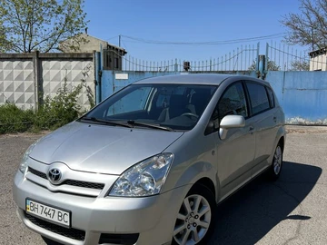 Авто Toyota Corolla Verso 2006 № 8777606