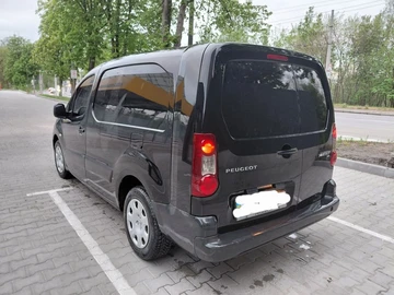 Авто Peugeot Partner 2013 № 8777611