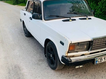 Авто ВАЗ 2107 1995 № 8777642