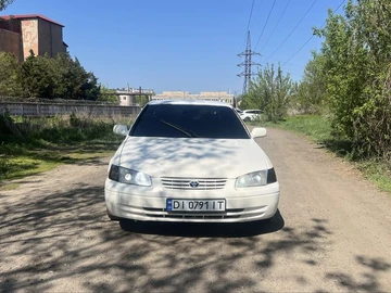 Авто Toyota Camry 1998 № 8777685