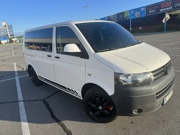 Авто Volkswagen Transporter 2012 № 8777769