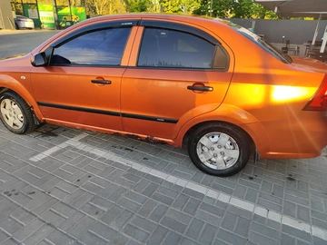 Авто Chevrolet Aveo 2006 № 8777819