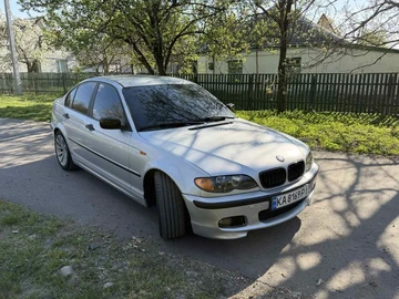 Авто BMW 3 Серия 2004 № 8777878