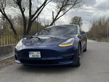 Авто Tesla Model 3 2018 № 8777931