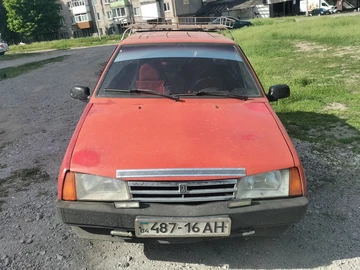 Авто ВАЗ 2109 1991 № 8777976