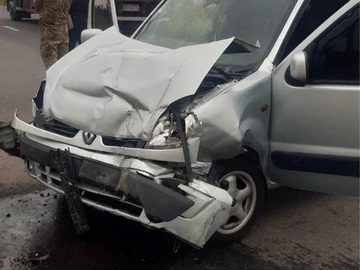 Авто Renault Kangoo Passenger 2003 № 8778070
