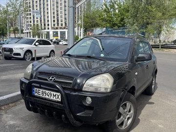Авто Hyundai Tucson 2007 № 8778184