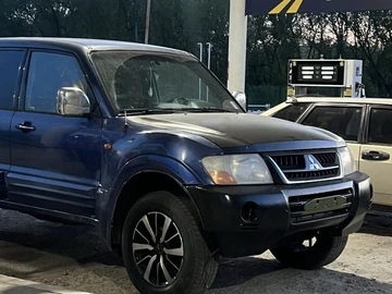 Авто Mitsubishi Pajero 2000 № 8778292