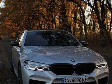 Авто BMW 5 Серия 2017 № 8778413