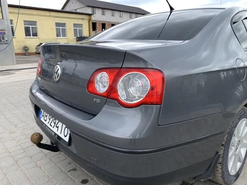 Авто Volkswagen Passat Sedan 2005 № 8778494