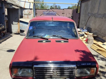 Авто ВАЗ 2107 1992 № 8778717