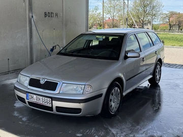 Авто Skoda Octavia 2004 № 8778740