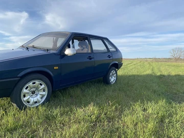 Авто ВАЗ 2109 1997 № 8778742