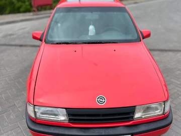 Авто Opel Vectra 1990 № 8778889