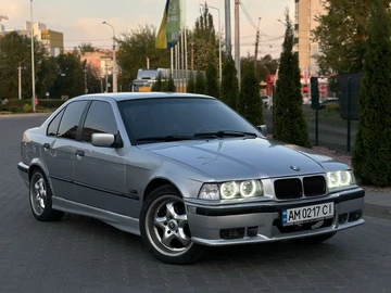 Авто BMW 3 Серия 1993 № 8778909