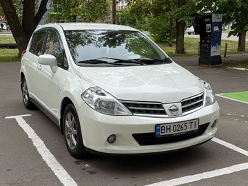 Авто Nissan Tiida 2010 № 8778942