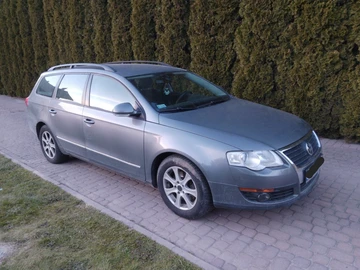 Авто Volkswagen Passat Variant 2005 № 8779160