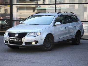 Авто Volkswagen Passat Variant 2008 № 8779287