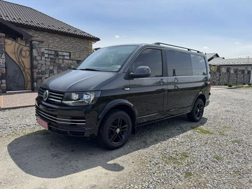 Авто Volkswagen Transporter 2017 № 8779311