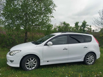 Авто Hyundai I30 2010 № 8779366