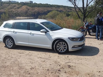 Авто Volkswagen Passat Variant 2017 № 8779524
